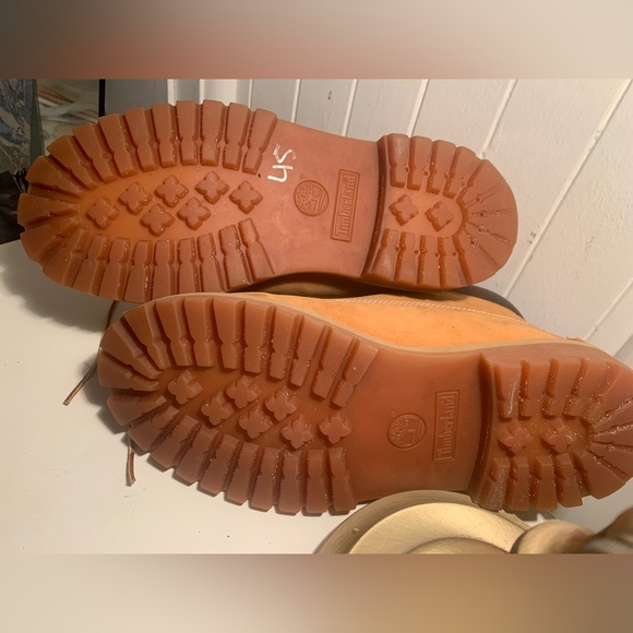 Timberland Boots, size 7.5 W or 6M, original colour, excellent condition! - Picture 2 of 8